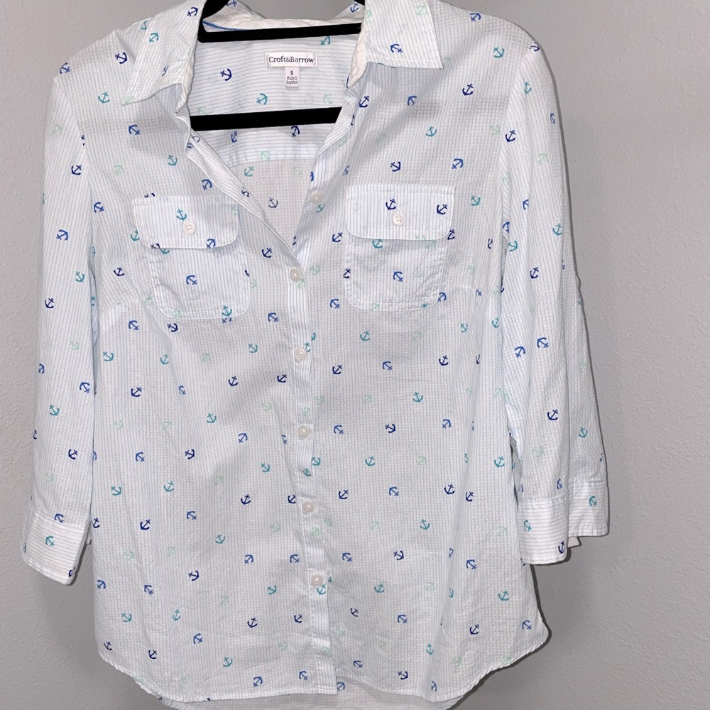 Women’s blouse